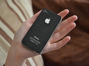 Apple Combats Stolen iPhones